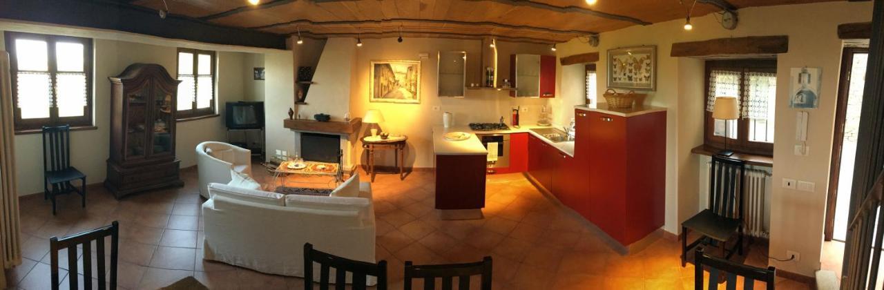 Maison des Roses - Family Farm Bossolasco Extérieur photo